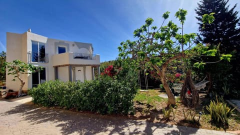 Garden, Balcony/Terrace