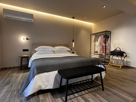 Bed, Bedroom, wardrobe