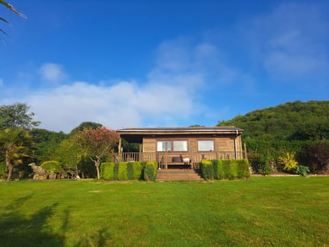 Property building, Balcony/Terrace
