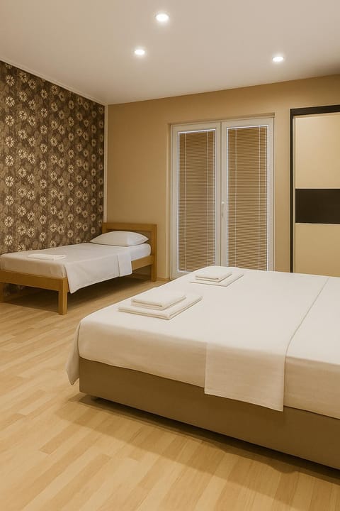 Bed, Bathroom, Bedroom