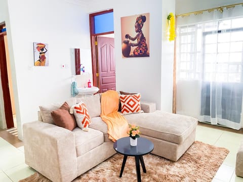 Living room, Photo of the whole room