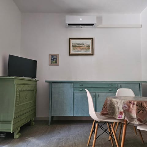 Via Genova House in La Caletta