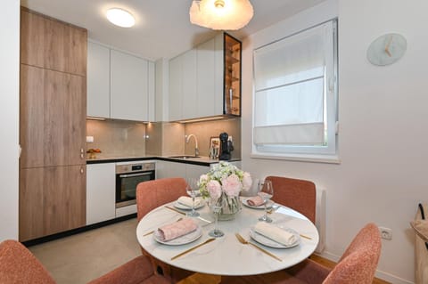 Zadar D'or with free private parking Apartment in Zadar