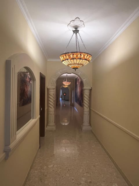 Rustic Room in Beautiful Spacious Place Vacation rental in Saint Julians