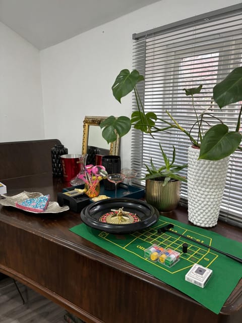 Hertford Home detached garden parking pet allowed Villa in Hertford