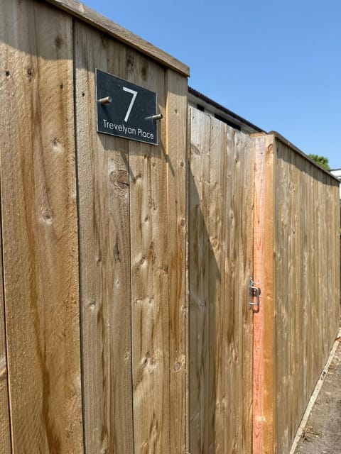 Trevelyan House Apartment in England