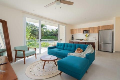 TV and multimedia, Balcony/Terrace, Living room, Seating area, furniture, air conditioner