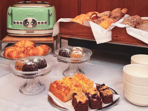 Food, Breakfast, Buffet breakfast