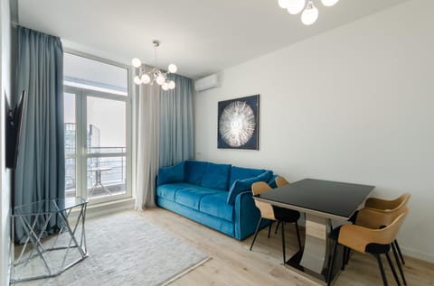Living room, Seating area, Dining area, air conditioner