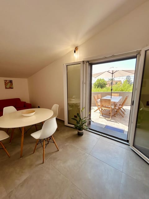 Balcony/Terrace, Living room