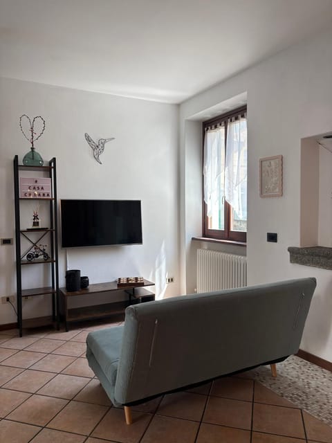 Communal lounge/ TV room, Living room, Seating area