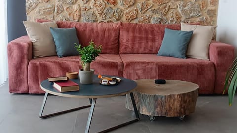 "Naias"seaside residence in the port of Piraeus-entire holiday home Apartment in Pireas