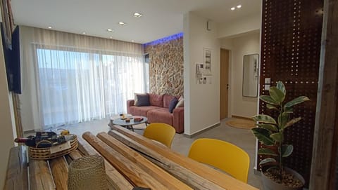 "Naias"seaside residence in the port of Piraeus-entire holiday home Apartment in Pireas