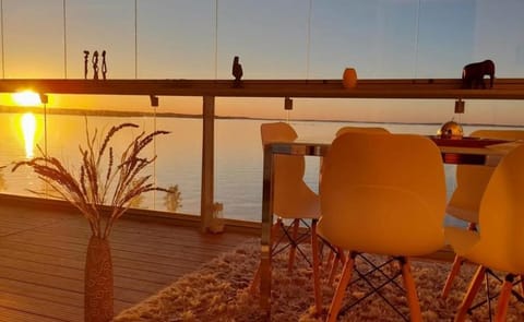 Balcony/Terrace, Lake view, Sunset