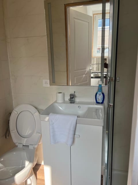 Royal appart city 3 Apartment in Calais