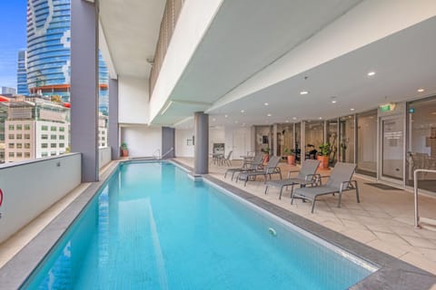 Swimming pool, sunbed