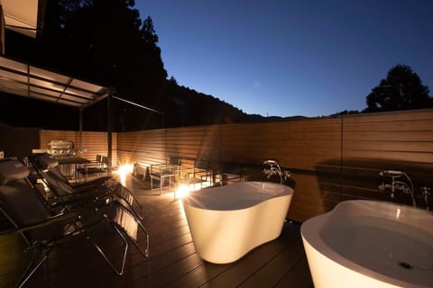 Natural landscape, Hot Tub, Bath