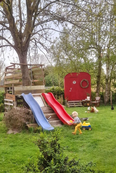 Übernachtung im Bauwagen Apartment in Wittmund