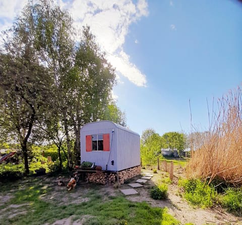 Übernachtung im Bauwagen an der Nordseeküste Apartment in Wittmund