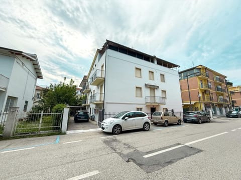 Property building, Neighbourhood, Street view