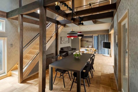 Living room, Photo of the whole room, Dining area