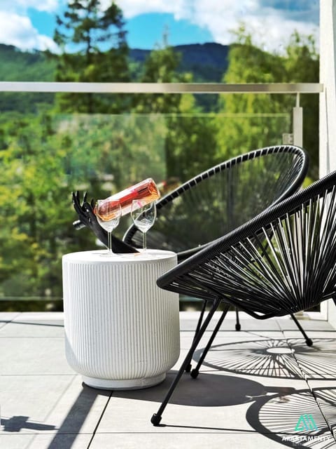 Spring, Off site, Summer, View (from property/room), View (from property/room), Balcony/Terrace, Balcony/Terrace, Landmark view, Landmark view, Mountain view, Mountain view, Time of day, Location, Inner courtyard view
