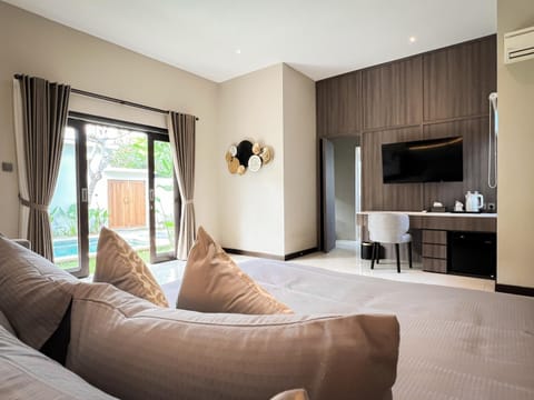 Walk To Top Cafes & Beach Modern Suite Nova 3 House in North Kuta