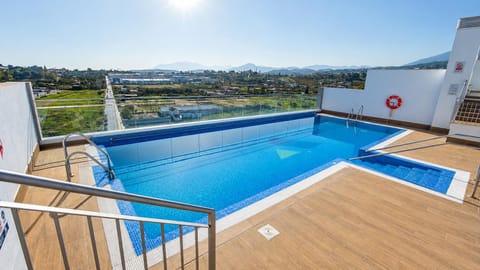 Mountain view, Swimming pool, sunbed