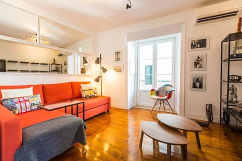 Living room, air conditioner