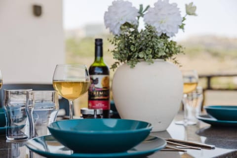 Seafront Apartment with Panoramic Views 3 Bed Apartment in Malta