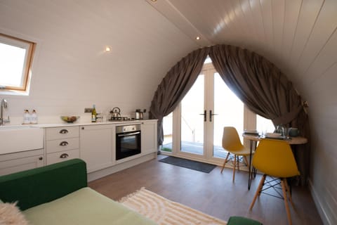 Kitchen or kitchenette, Living room, Dining area