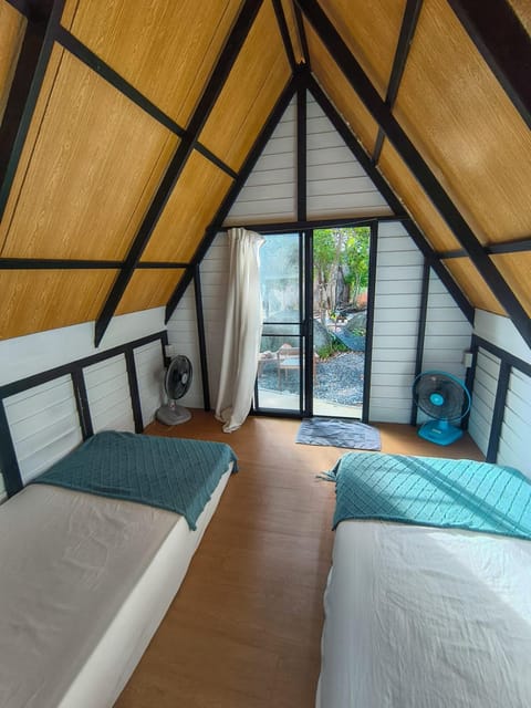 La Lune's Koh Tao Campground/ 
RV Resort in Ko Tao