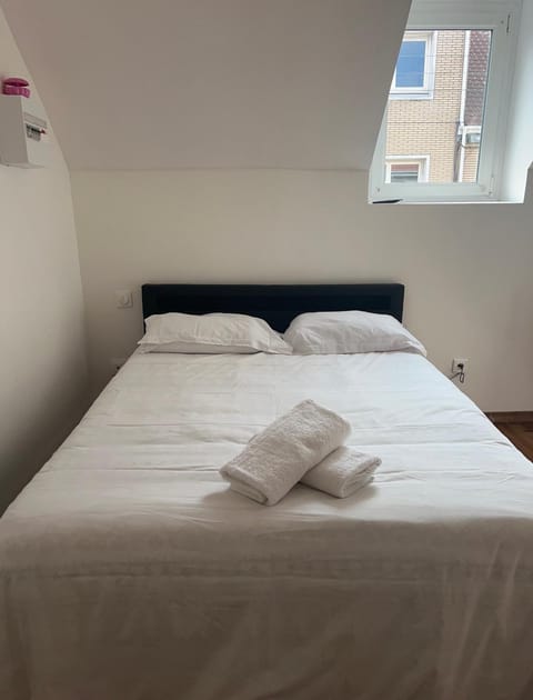 Royal appart city 4 Apartment in Calais