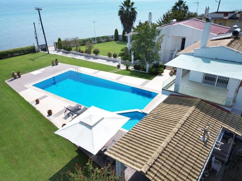 Pool view, sunbed