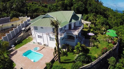 Natural landscape, Bird's eye view, Garden, Garden view, Mountain view, Pool view, Swimming pool, Swimming pool