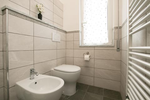 Shower, Toilet, Bathroom, bidet