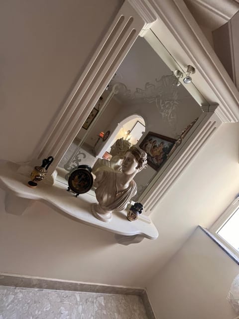 Triple room in Beautiful Artsy Maisonette Vacation rental in Saint Julians