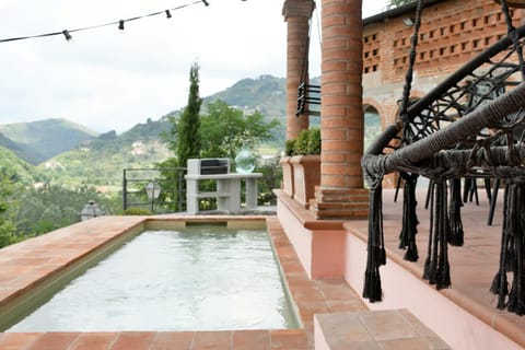 Day, Natural landscape, View (from property/room), Balcony/Terrace, Mountain view, Pool view, Swimming pool