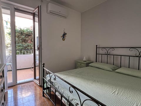 bilocale vicino al centro-affittasi alloggio-Sanremo Apartment in Sanremo