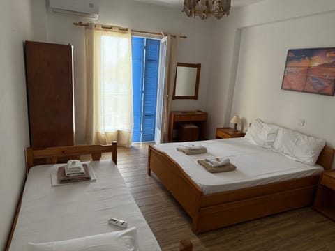 Bed, Bedroom, wardrobe