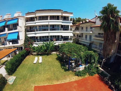 Property building, Garden