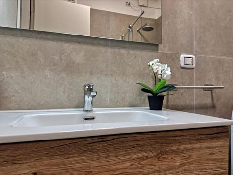 Private Terrace Cozy Flat near Vicenza Center Apartment in Vicenza