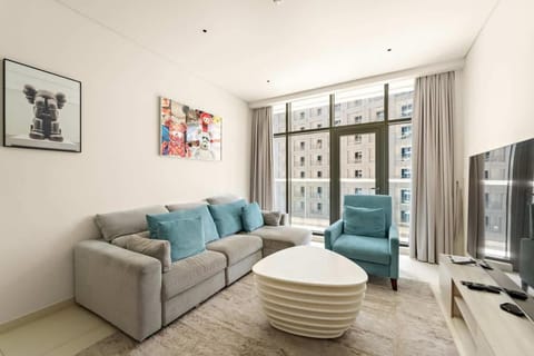 Stylish 1BR in Palm Jumeirah with Rooftop Pool Apartment in Dubai