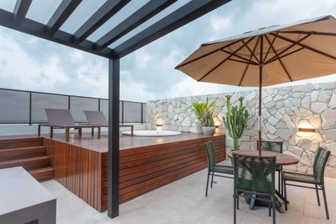 Hot Tub, Balcony/Terrace
