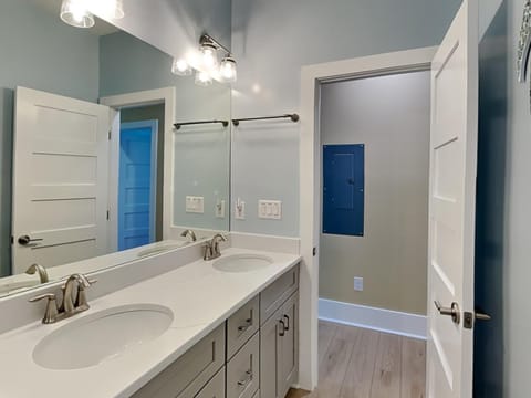 Turtle Paradise House in Topsail Beach