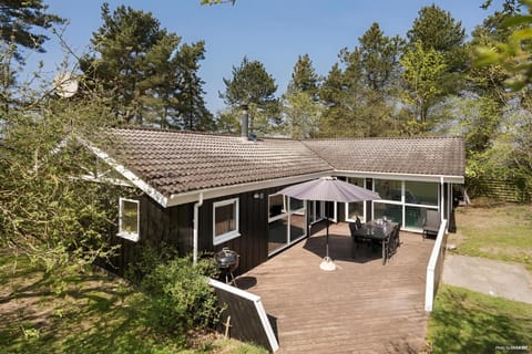 Property building, Spring, Natural landscape, Garden