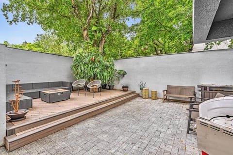 Coconut Grove Haven Family House in Coconut Grove