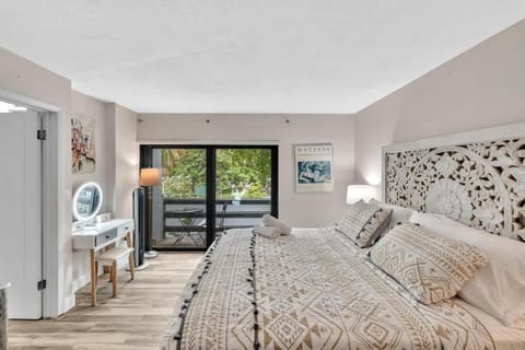 Coconut Grove Haven Family House in Coconut Grove