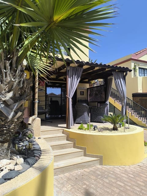 Property building, Garden, Garden view