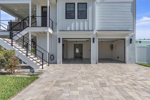 Gulfside Retreat House in Indian Rocks Beach